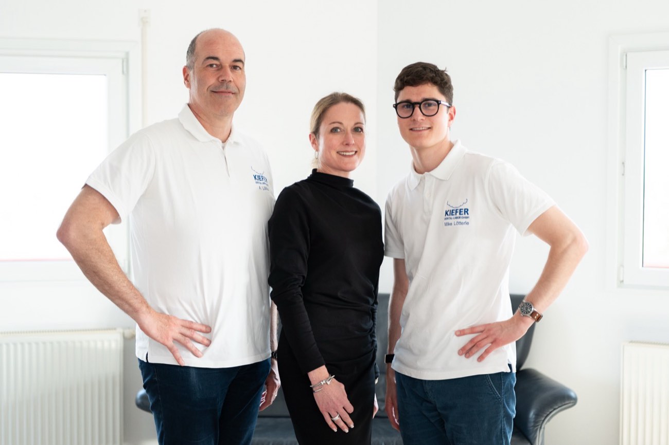 Armin Lötterle, Sandra Kiefer und Mike Lötterle, die Familie hinter dem Dentallabor Kiefer